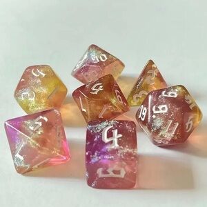 Chameleon Game Dice in Peach & Pink
